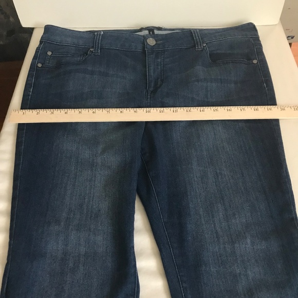 CELEBRITY PINK Ankle Length Jeans Vintage Dark Women’s Plus Size 20 - Picture 11 of 16